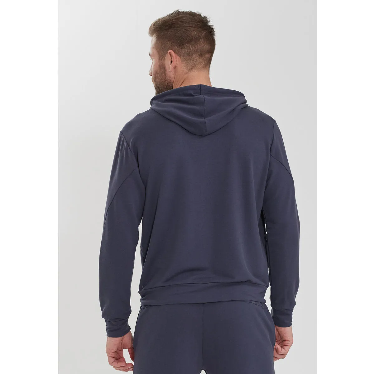 Brent M Hoody